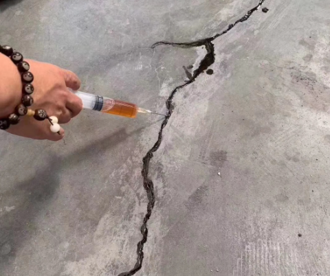塔洋镇混凝土裂缝修补技术详解​